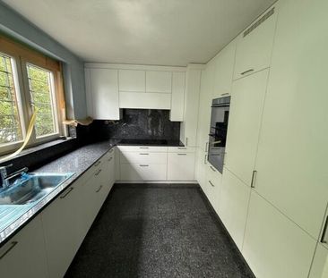 Fantastic detached house with lake view and a lot of living comfort - Photo 4