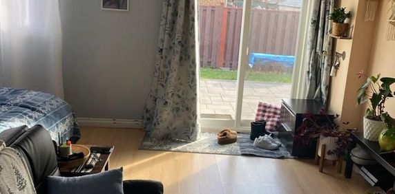 For Lease - 87 Festival Drive, Toronto, Ontario - Photo 2