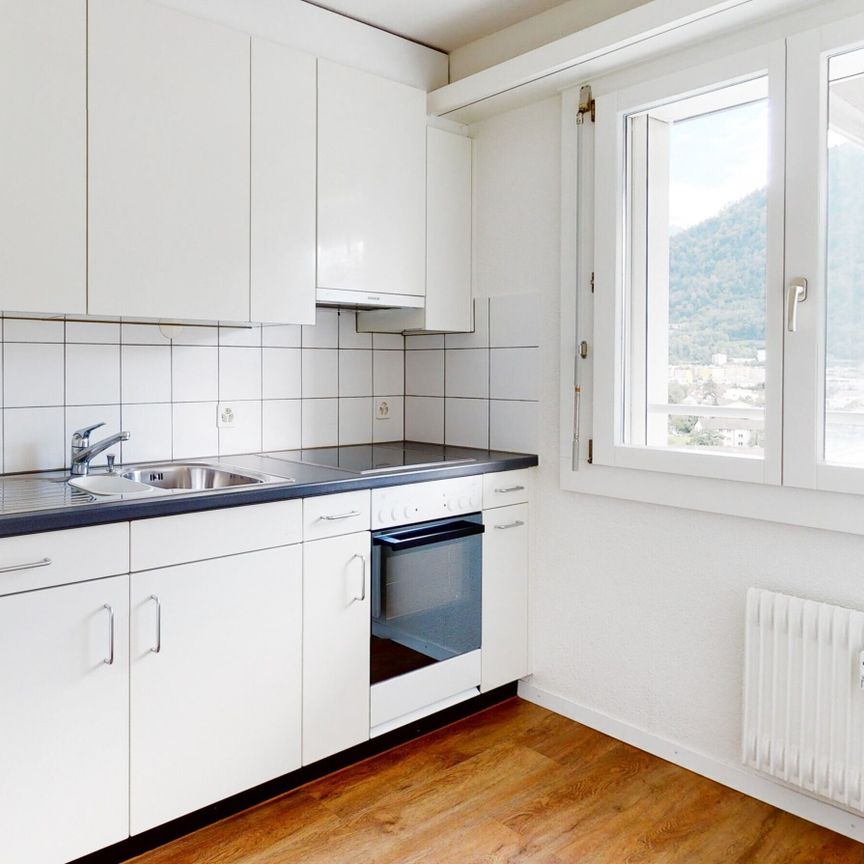 Living in a preferred residential area - Photo 1