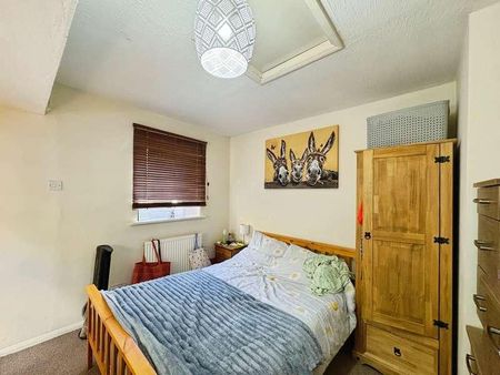 Farndon Close, Northampton, NN3 - Photo 4