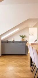 Eyecatcher- Wohnung - unbefristeter Vertrag -4 getrennt begehbare Zimmer plus großzügiges Wohnzimmer mit Küche - im Dachgeschoß - inkl. Heizkosten & Warmwasser - Foto 1