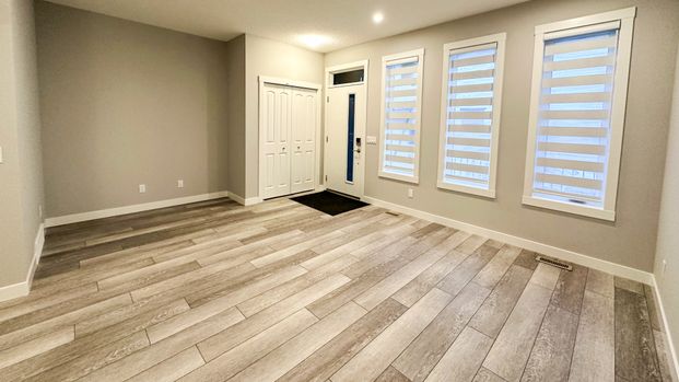 3 Bed Upper Level Suite For Rent In Seton - Photo 1
