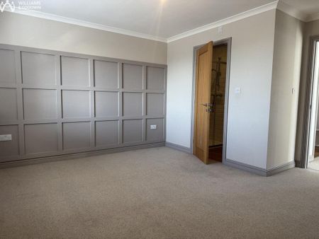 5 bedroom detached house to rent - Photo 4