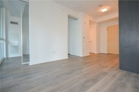 For Lease - 45 Charles Street Unit# 205, Toronto, Ontario - Photo 4