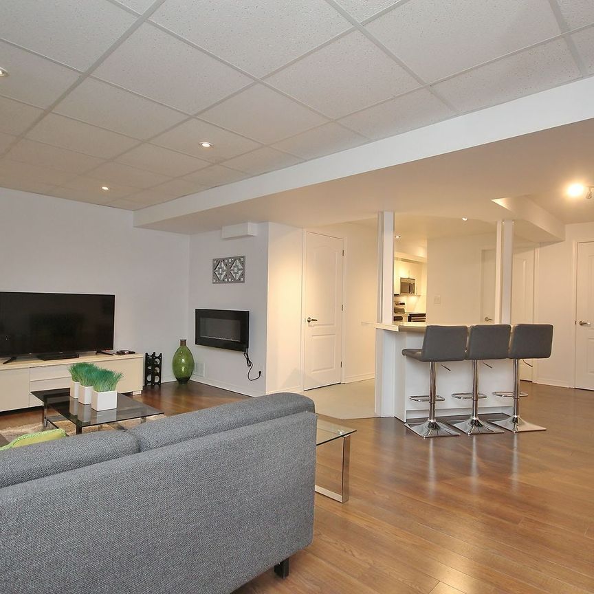 For Lease - 19 Summerwind Crescent Unit# B, Barrhaven, Ontario - Photo 1