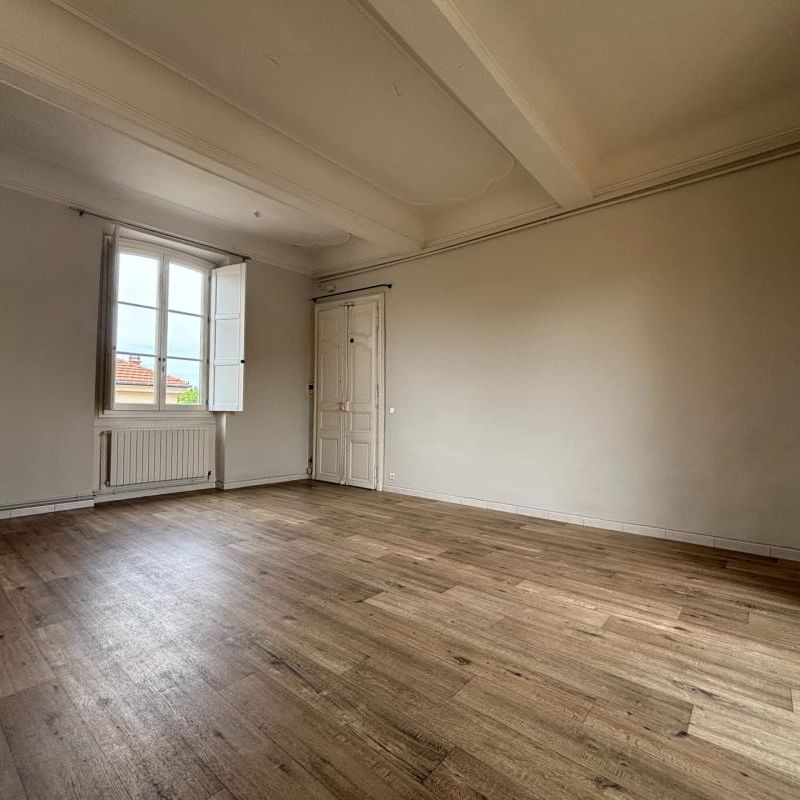 Location Appartement 4 pièces 100m² AVIGNON 84000 - Photo 1