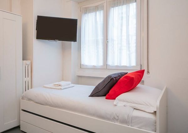 Via Giosuè Borsi, Milan, Lombardy 20143