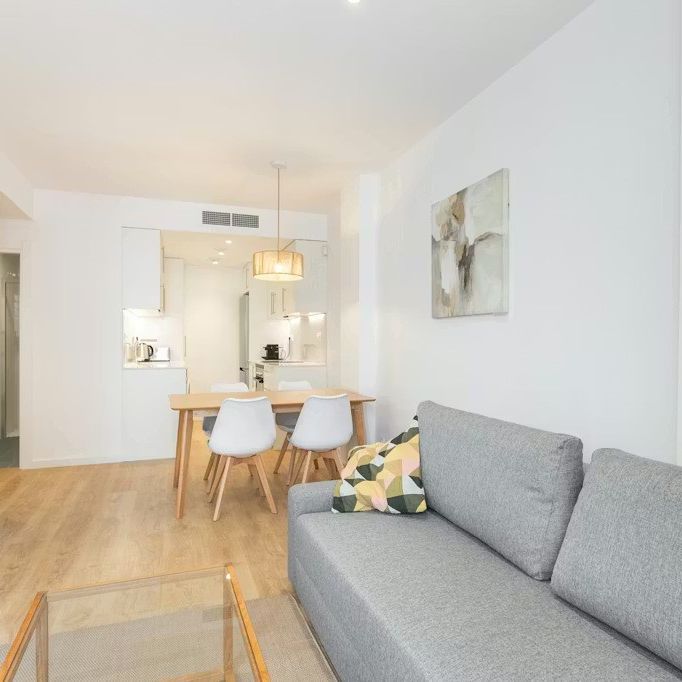 Carrer de Vallhonrat, Barcelona, Catalonia 08004 - Photo 1