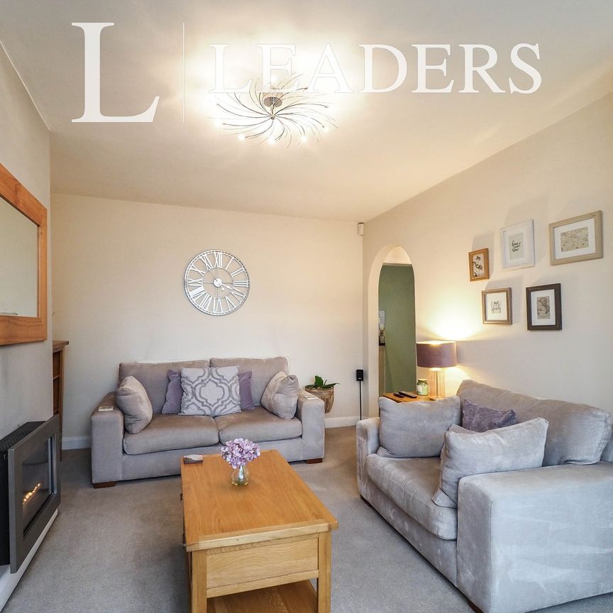 3 bedroom house to rent Beardsmore Grove, Hucknall, NG15 - Photo 1