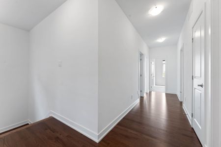 For Lease - 27 Peony Lane, Blossom Park - Airport and Area, Ontario - Photo 3