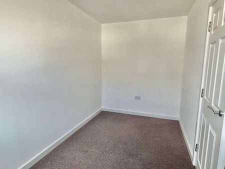 Dutchbarn Lane, Seabrook Orchards, Exeter, EX2 - Photo 2