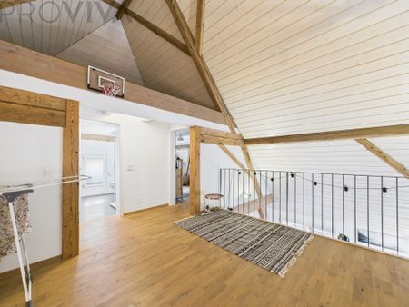 Living on two floors with top equipment - Photo 2