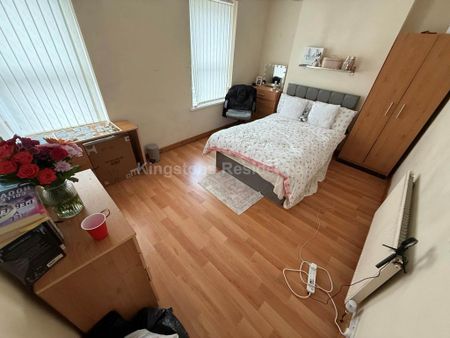 3 bedroom terraced house to rent - Photo 3