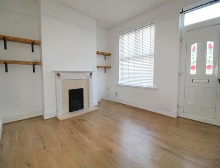 2 Bedroom Terraced To Let - Photo 2