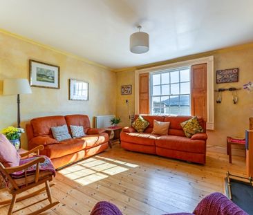 3 bedroom terraced house to rent - Photo 4