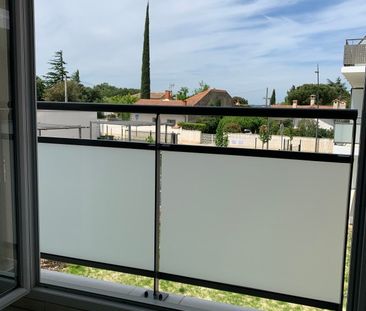 Location Appartement 1 pièce 28m² LES ANGLES 30133 - Photo 4