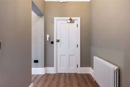 A newly renovated one bedroom apartment - Photo 5