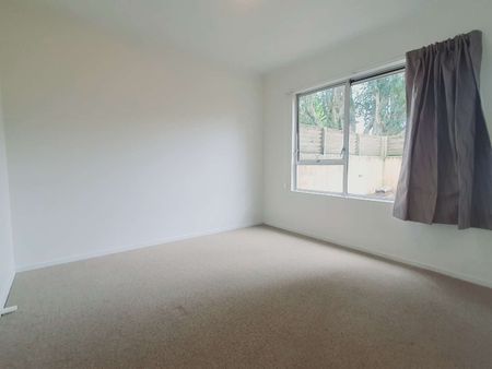 2 Bedroom, 1 Bathroom Unit - Photo 2