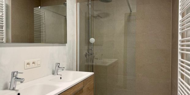 Appartement te huur in Veurne voor € 900 met 2 slaapkamers - Photo 1