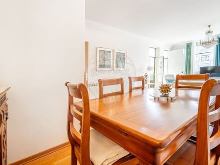 3 room luxury Flat for rent in Lisbon, Portugal - Photo 4