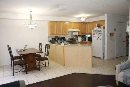 For Lease - 308 Castlemore Avenue, Markham, Ontario - Photo 4