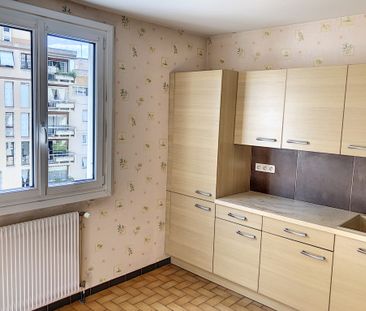 Location Appartement 3 pièces 74m² ANNONAY 07100 - Photo 2