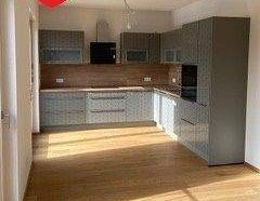 Exklusive helle 3-Zimmer-Wohnung mit Balkon - Photo 1