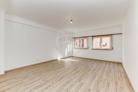 Apartamento T3 em Lisboa - Photo 2