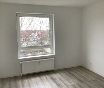 Stop: 2- Zimmerwohnung in Hannover-Sahlkamp// Märchensee - Foto 1