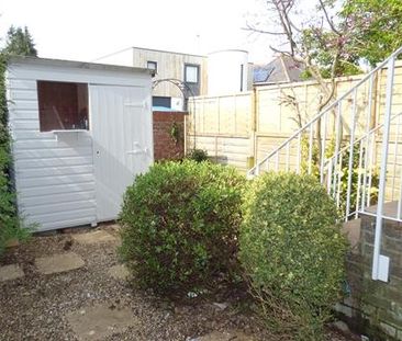 2 bedroom terraced house to rent - Photo 4