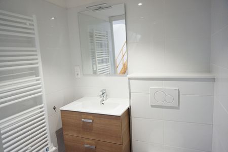 T1 BIS de 33,28 m2 situé rue Léon Gambetta – Wazemmes réf G242-4 - Photo 5