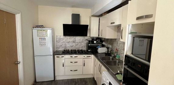 Berne Road Room 5 - Photo 2