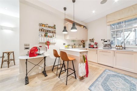 Brewster Gardens, North Kensington, W10, London - Photo 5