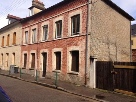 Location Appartement 2 pièces 32m² CAUDEBEC LES ELBEUF 76320 - Photo 4