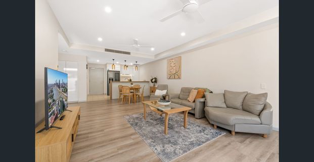 Fully Furnished Ground Floor Corporate Residence in the Heart of Spring Hill! - Photo 1