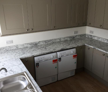 1 bedroom in a house share to rent - Photo 6