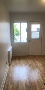 4 1/2 - Montréal (Saint-Laurent) - 1 700 $/mois - Photo 4