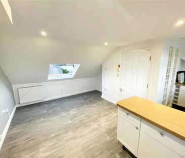 3 bedroom maisonette to rent - Photo 2