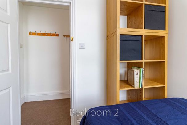 Room 3 - Photo 1