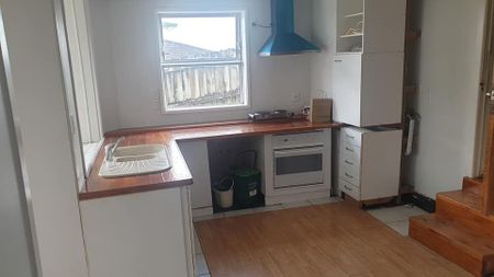 1 Bedroom + Study Unit Close to Glenfield Mall - Photo 4