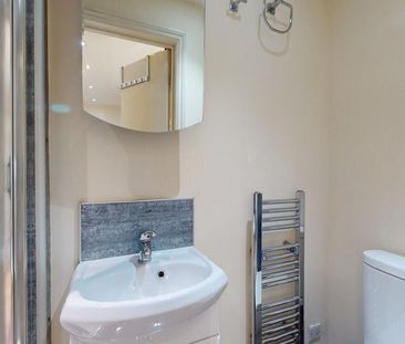 Studio to rent - Photo 6