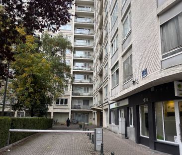 Te huur in Etterbeek – Ruim appartement met twee slaapkamers - Foto 2