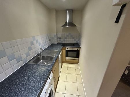 1 bedroom flat to rent - Photo 4