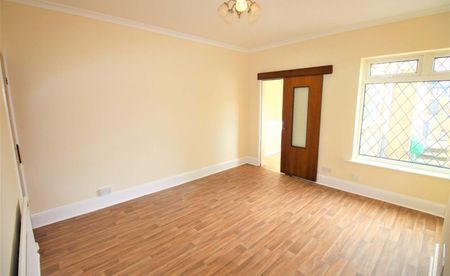 Aughton Road, Swallownest, Sheffield, Rotherham, S26 - Photo 3