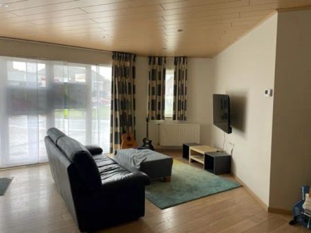 Mooi gelijkvloers appartement met 1 slaapkamer + bureauruimte en autostaanplaats in Eindhout! - Foto 4