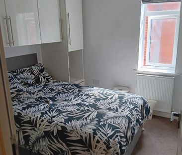 Room in a Shared House, Reading, RG30 - Photo 1