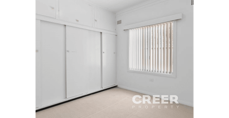 Great Location! - Photo 3