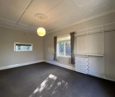 Spacious 3-Bedroom + Study Home in Mt Albert - Photo 3