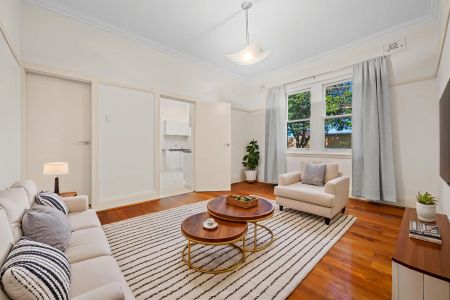 Renovated Home Offering Space and Convenience - Photo 3