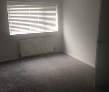 2 bedroom semi-detached house to rent - Photo 2